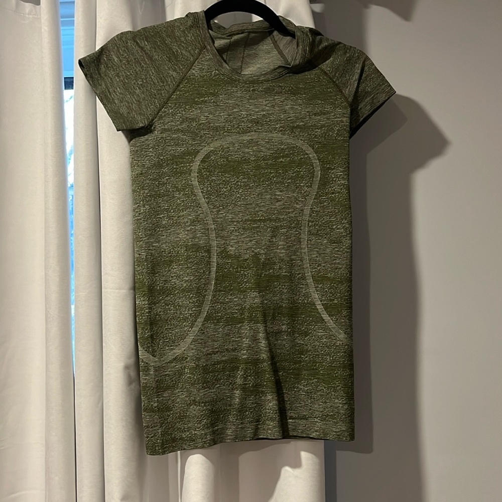 LIMITED EDITION✅ lululemon short sleeve swiftly tech